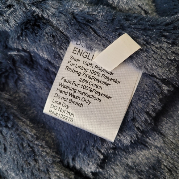 Coalition LA hooded puffer vest - Picture 8 of 8